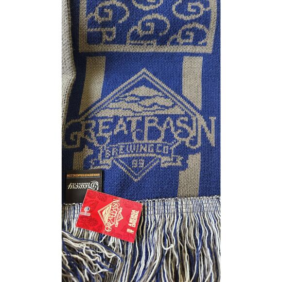 Great Basin Brewery Reversible Blue Gray Fringe Logo Winter Snow Scarf NWT - Picture 3 of 3